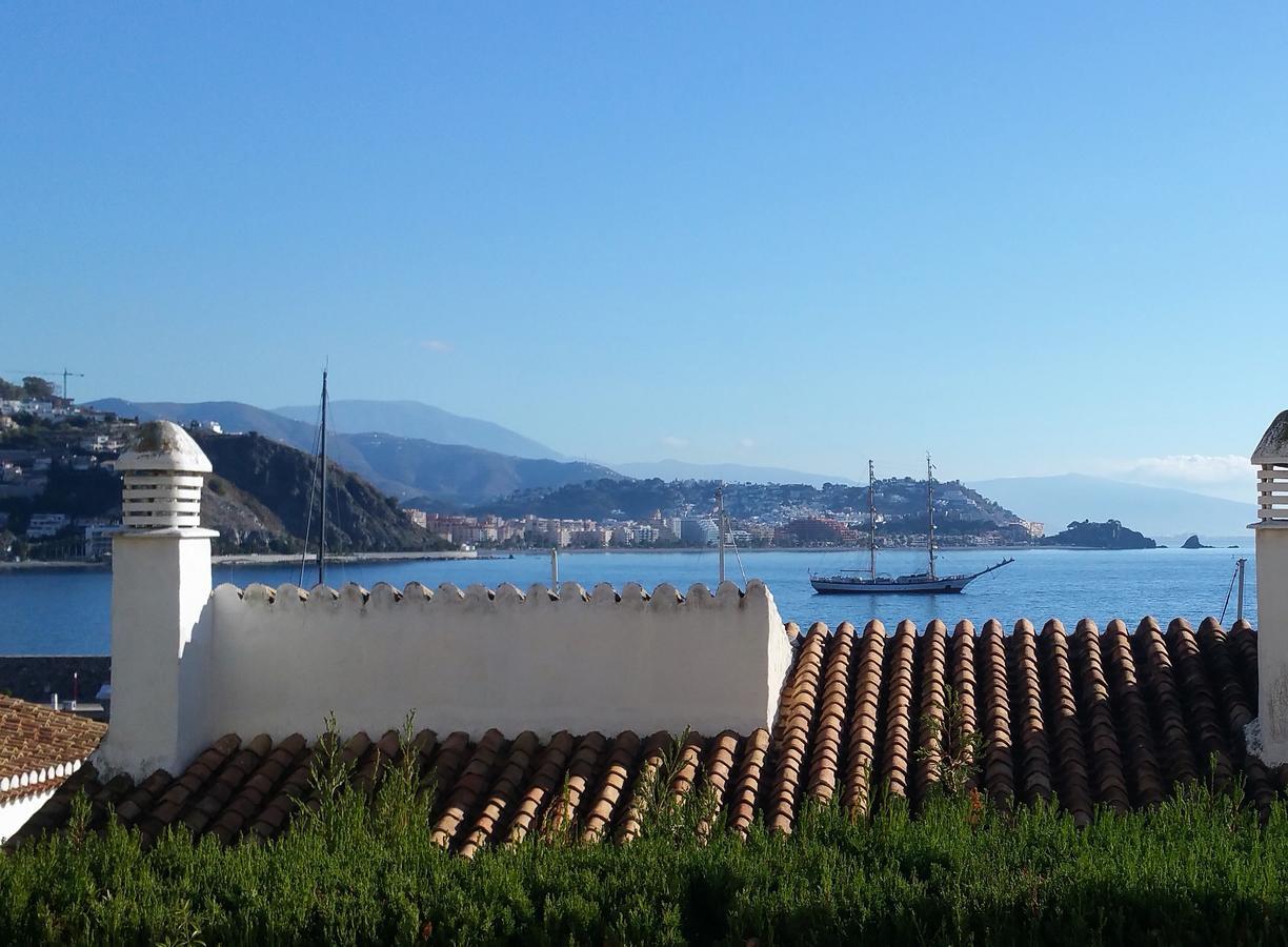 Lovely House With Views In Marina Del Este Альмуньєкар Екстер'єр фото