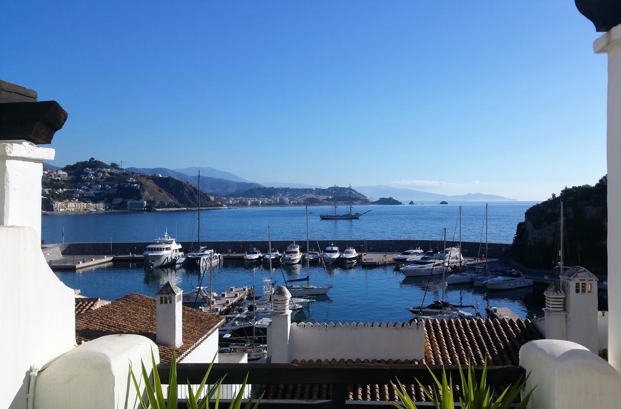 Lovely House With Views In Marina Del Este Альмуньєкар Екстер'єр фото
