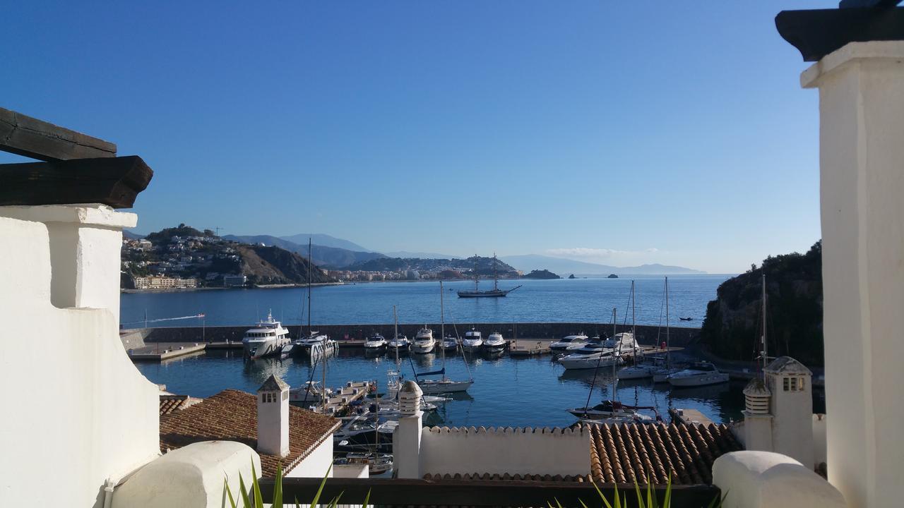 Lovely House With Views In Marina Del Este Альмуньєкар Екстер'єр фото